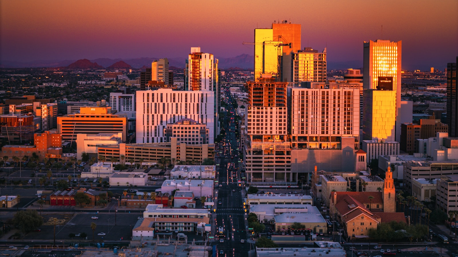 Phoenix, Arizona city skyline